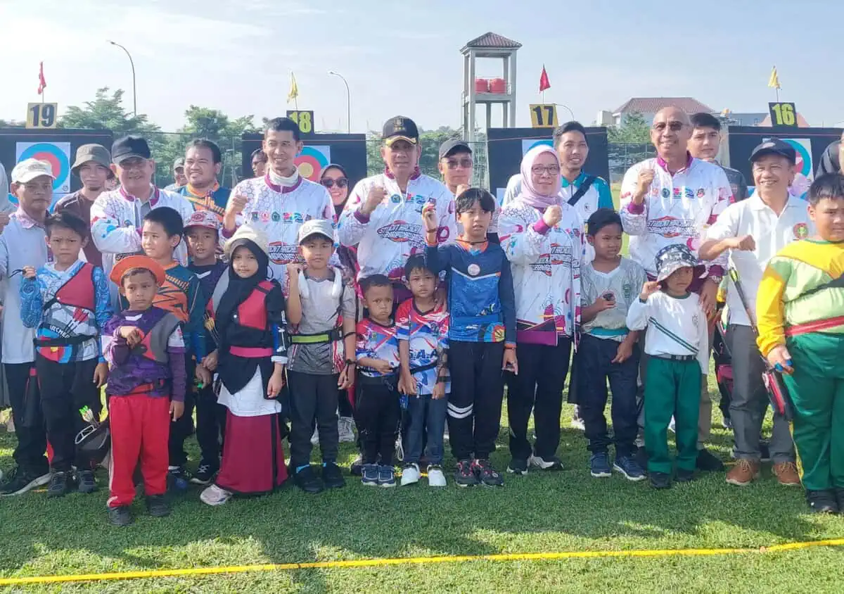 Pj Bupati Tangerang Buka Tangerang Gemilang Students Archery Championships 2023