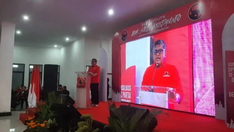 Hasto Kristiyanto Kampanyekan KTP Sakti di Kabupaten Tangerang