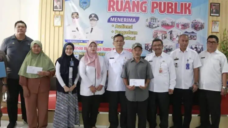 Korban Puting Beliung Pandeglang Dapat Bantuan Perbaikan Rumah dari Kemensos RI