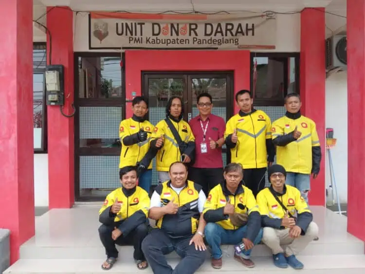 Bantu Kebutuhan Stok Darah, Driver Maxim Pandeglang Bergantian Berdonor