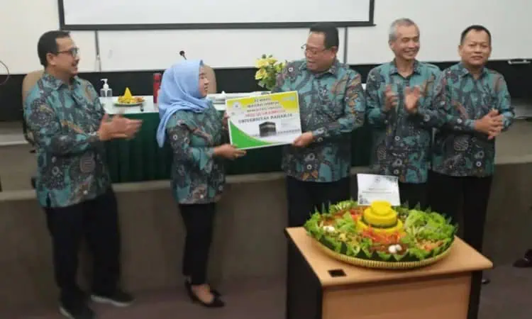 Membanggakan, Prodi Sistem Komputer Universitas Raharja Raih Akreditasi Unggul