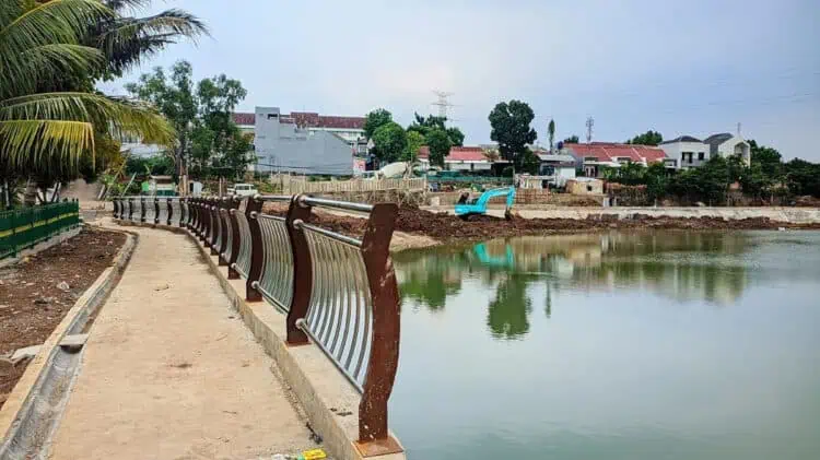 DSDABMBK Tangsel Bangun Tandon Serua River Park