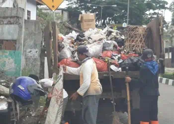 Batal ke Dengung, Sampah Tangsel Dikirim ke TPST Margatirta Lebak