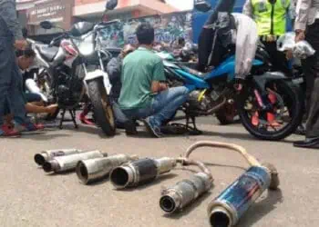 Polres Pandeglang gencarkan sosialisasi, penggunaan knalpot brong atau bising di jalan raya. (ISTIMEWA)