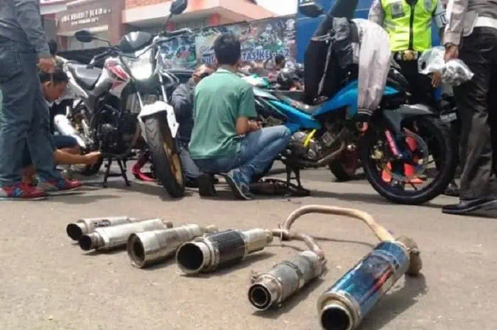 Dilarang Gunakan Knalpot Brong, Begini Penegasan Kasat Lantas Pandeglang