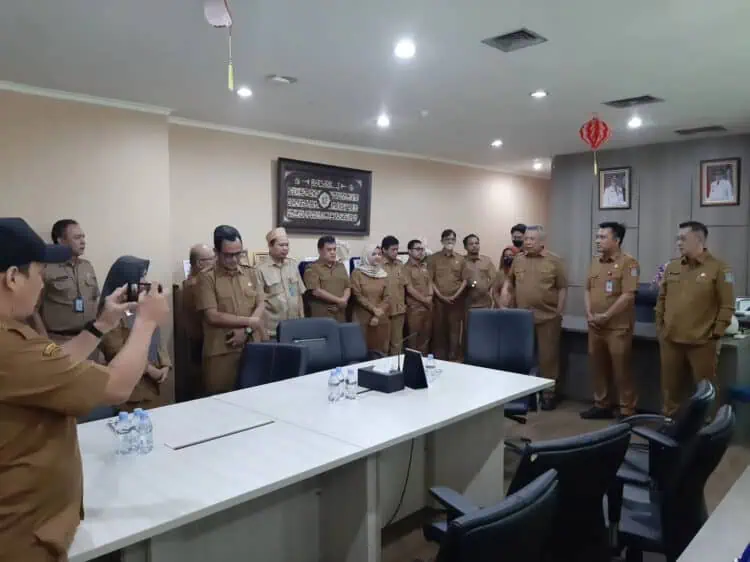 Hari Pertama Kerja Tahun 2024, Benyamin Davnie Sidak ASN