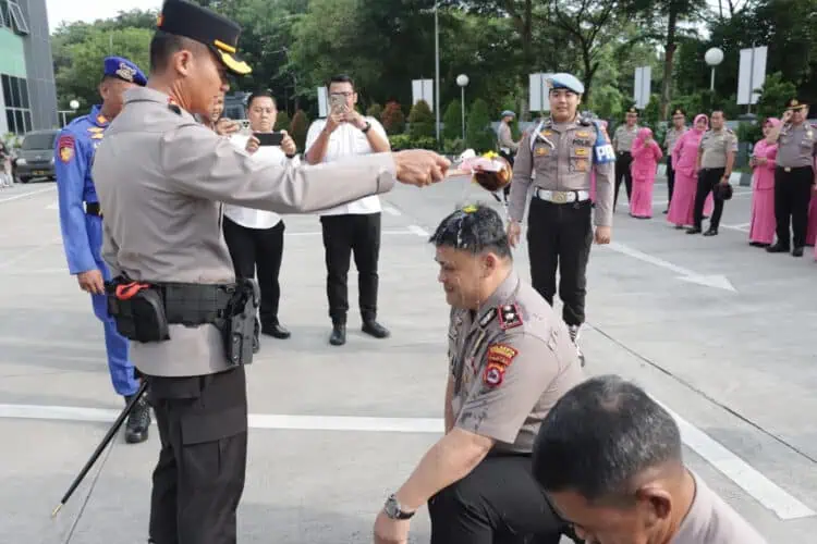 69 Personel Polresta Tangerang Naik Pangkat