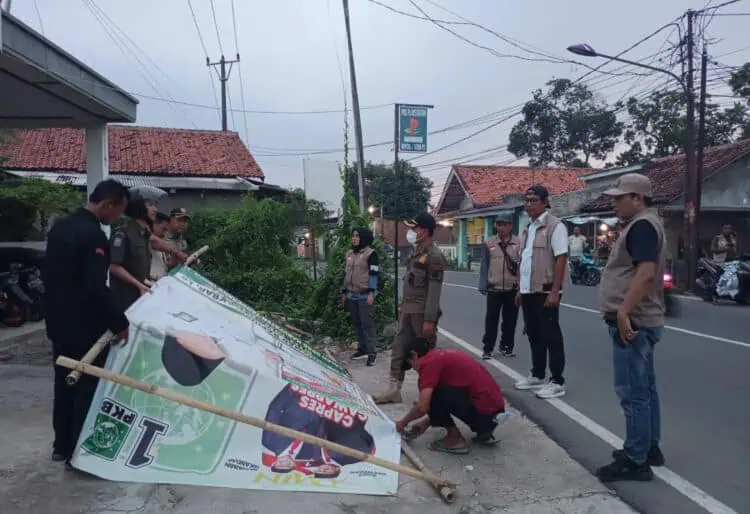 Bawaslu Kabupaten Tangerang Tertibkan 2.314 APK