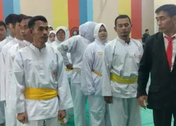 Ratusan pelajar dari berbagai daerah, bertanding silat. (SIDIK/SATELITNEWS.COM)