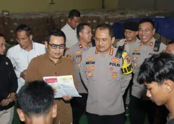 Kapolresta Tangerang Tinjau Gudang Logistik KPU