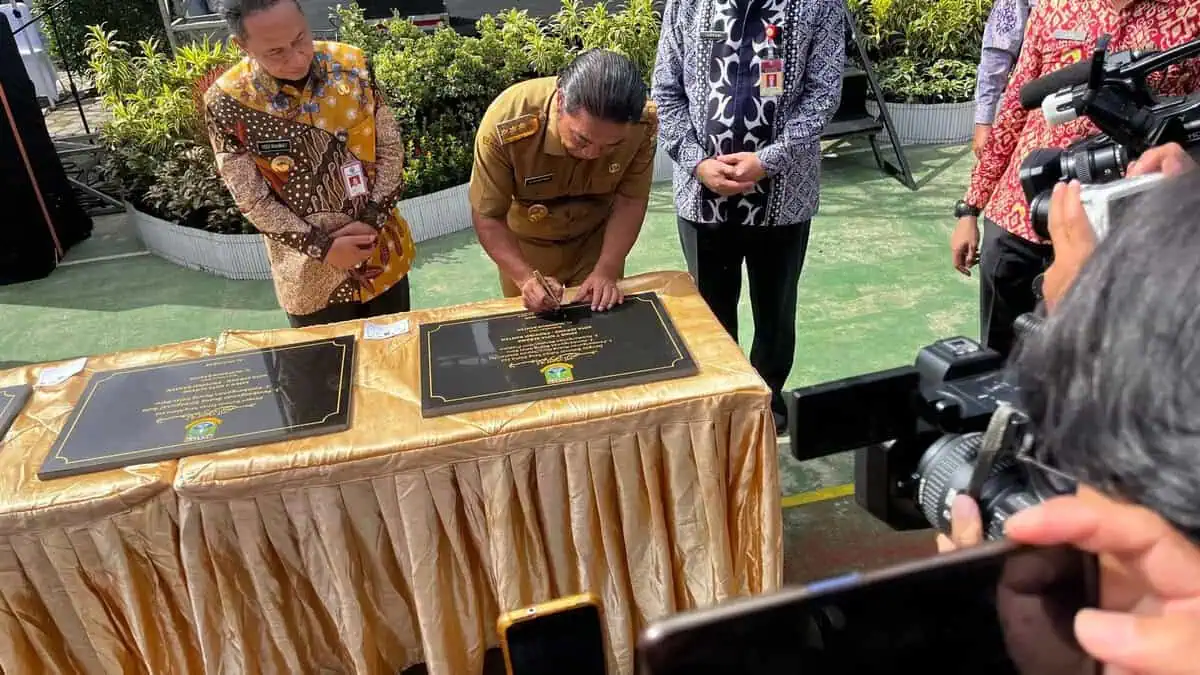 Resmikan Pembangunan 3 RKB, Al Muktabar Berharap Tidak Ada Lagi KBM Bergantian 