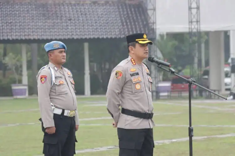 Pimpin Apel Kesiapan Pengamanan TPS, Kapolresta Tangerang Minta Personel Bersiap Jaga Sampai Subuh