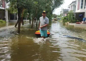 Tiga Hari Kebanjiran, Warga Perumahan Namara Tinggalkan Rumah