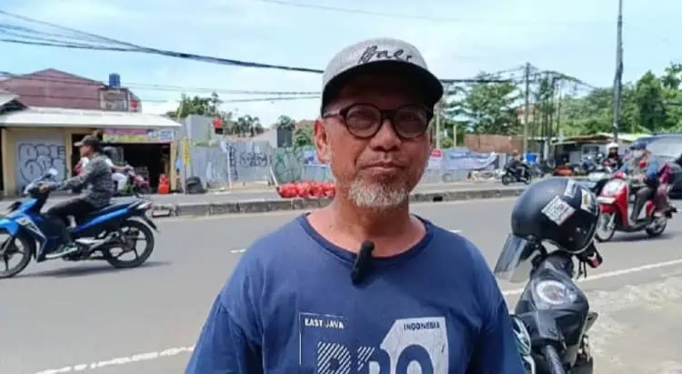 Warga Pisangan Keluhkan Saluran Air Menyempit Akibat Pembangunan
