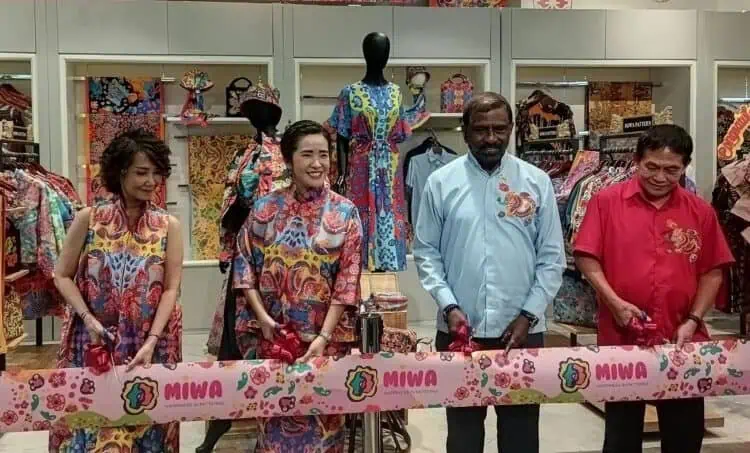 Miwa Pattern Buka Gerai di Living World Alam Sutera