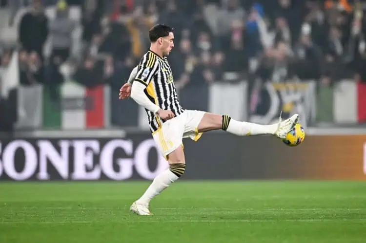Dusan Vlahovic Lagi On Fire, Juventus Kalahkan Sassuolo 3-0