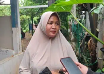 Kamar Mandi “Menggantung” Akibat Longsor, Warga Kademangan Trauma