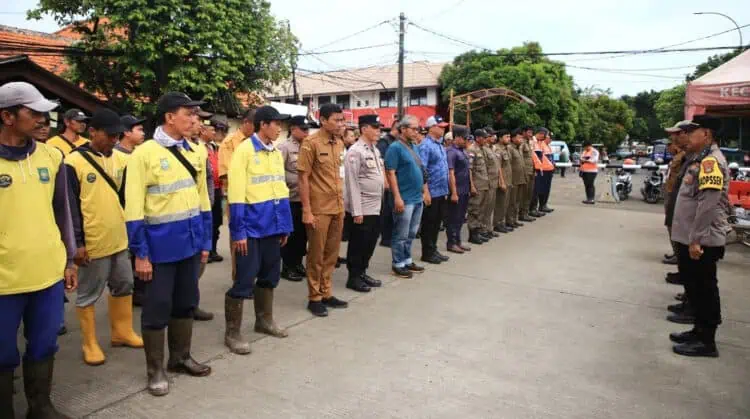 4 Titik Jalur Menuju Pasar Anyar Tangerang Disekat