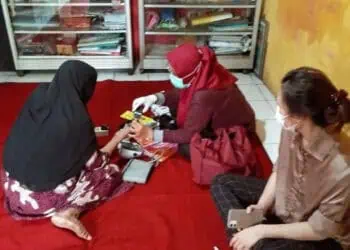Tingkatkan Kualitas Hidup, Puskesmas Jatiuwung Periksa Kesehatan Lansia