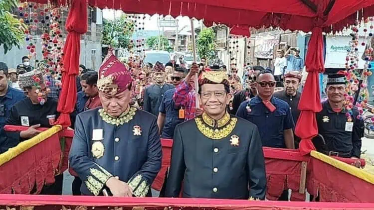 Anies Jurus 40, Mahfud Digelari Batin