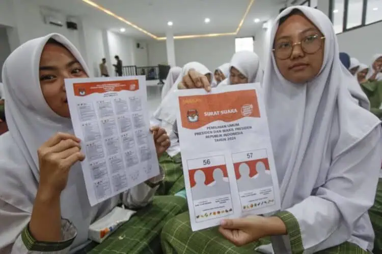 KPU Beri Edukasi Pemilu Kepada Pemilih Pemula di Asy-Syukriyyah Islamic School