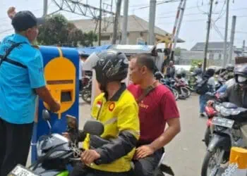 Perubahan Tarif Parkir Masuk Pasar Rangkasbitung Lebak Dikeluhkan