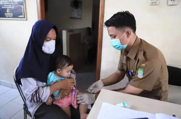 Gratis, Masyarakat Kota Tangerang Diimbau Lengkapi Imunisasi Dasar Anak