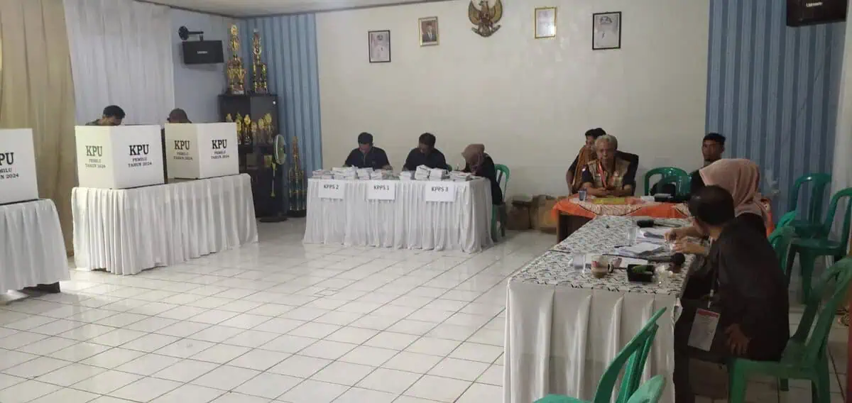 Sejumlah Warga Mengaku Kesal Harus Mencoblos Ulang di TPS 13