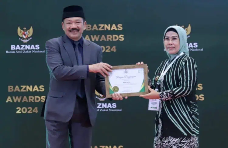 Ketiga Kalinya, Bupati Serang Raih Baznas Award 2024