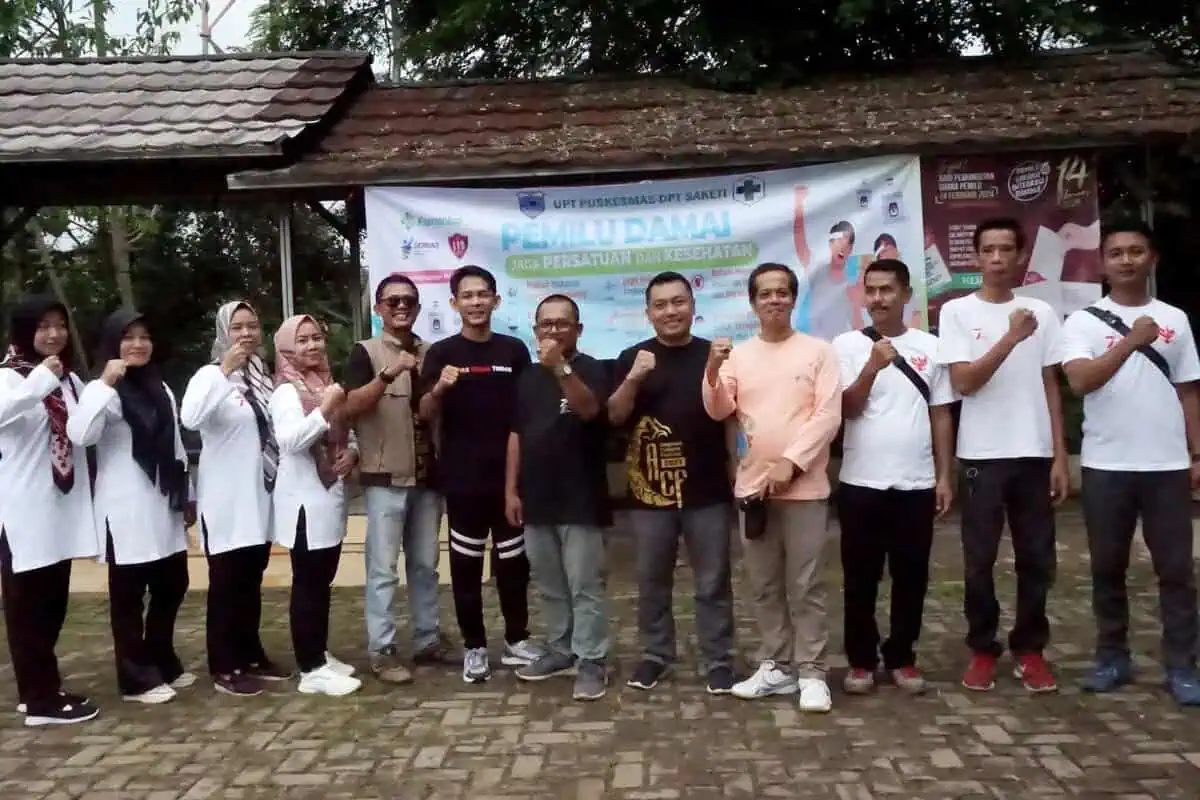 UPT Puskesmas Saketi Pandeglang Gelar Senam Massal Bersama Penyelenggara Pemilu UPT Puskesmas Saketi Pandeglang Gelar Senam Massal Bersama Penyelenggara Pemilu
