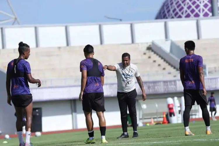 Preview Persita vs Persebaya, Tuan Rumah Tanpa Ezequiel Vidal
