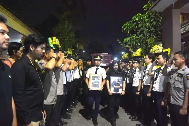 Korban Helikopter Jatuh di Halmahera Ternyata Warga Cipondoh, Jenazahnya Disambut Isak Tangis