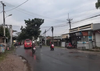 MENDUNG: Cuaca mendung saat menyelimuti Kabupaten Lebak beberapa waktu lalu. DOK