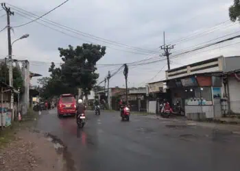 MENDUNG: Cuaca mendung saat menyelimuti Kabupaten Lebak beberapa waktu lalu. DOK