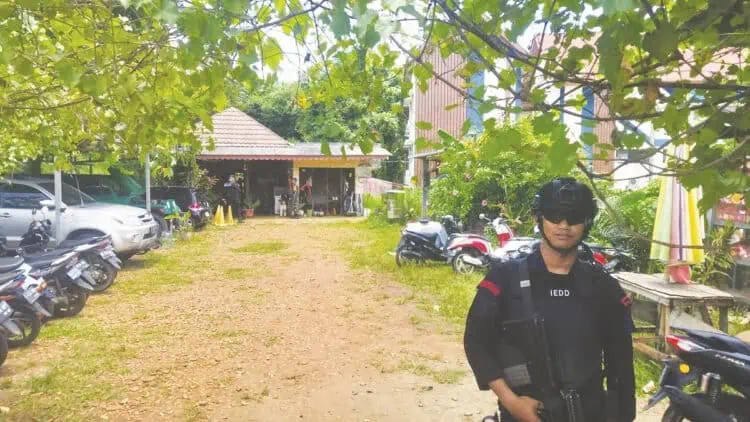 Gegana Geledah Dua Rumah “Dukun Santet” di Ciputat