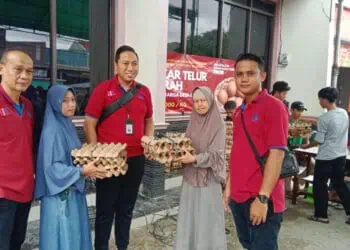 Siapkan 1 Ton Telur Murah, PT Charoen Pokphand Balaraja Gelar Bazar di Desa Cangkudu