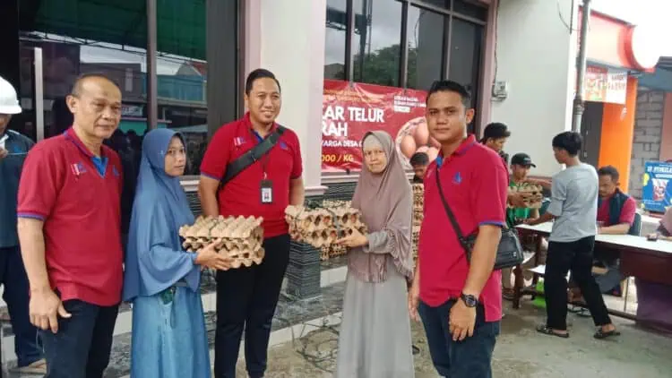 Siapkan 1 Ton Telur Murah, PT Charoen Pokphand Balaraja Gelar Bazar di Desa Cangkudu