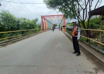 Jembatan Penghubung Pakuhaji-Teluknaga Retak, Kendaraan Bertonase Berat Dilarang Melintas