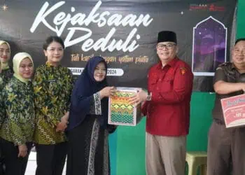 Siapkan 200 Paket Sembako, Bazar Murah Kejari Kabupaten Tangerang Diserbu Warga