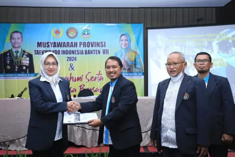 Aklamasi, Airin Rachmi Diany Kembali Nahkodai Pengcab Taekwondo Banten