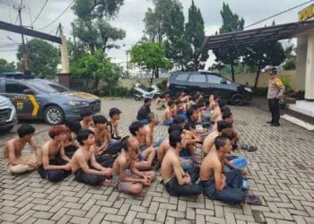 Bawa Senjata Tajam, Miras Hingga Obat Keras, 49 Pemuda Diamankan di Tangsel