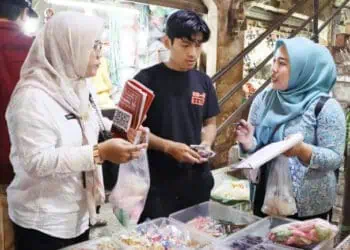 Makanan Berformalin dan Kosmetik Kedaluarsa Ditemukan di Pasar Babakan Legok