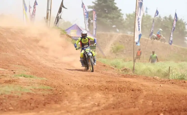 Lintasan Road Race Beraspal Bakal Lengkapi Sirkuit Selapajang