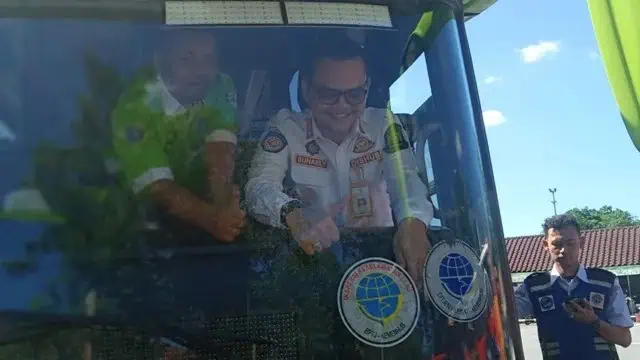 Dishub Kota Tangerang Minta Calon Pemudik Naik Bus Berstiker Laik Jalan