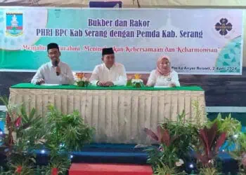Pemkab Serang dan PHRI Kabupaten Serang, melakukan rapat koordinasi terkait kesiapan menghadapi libur lebaran, Selasa (2/4) malam. (ISTIMEWA)