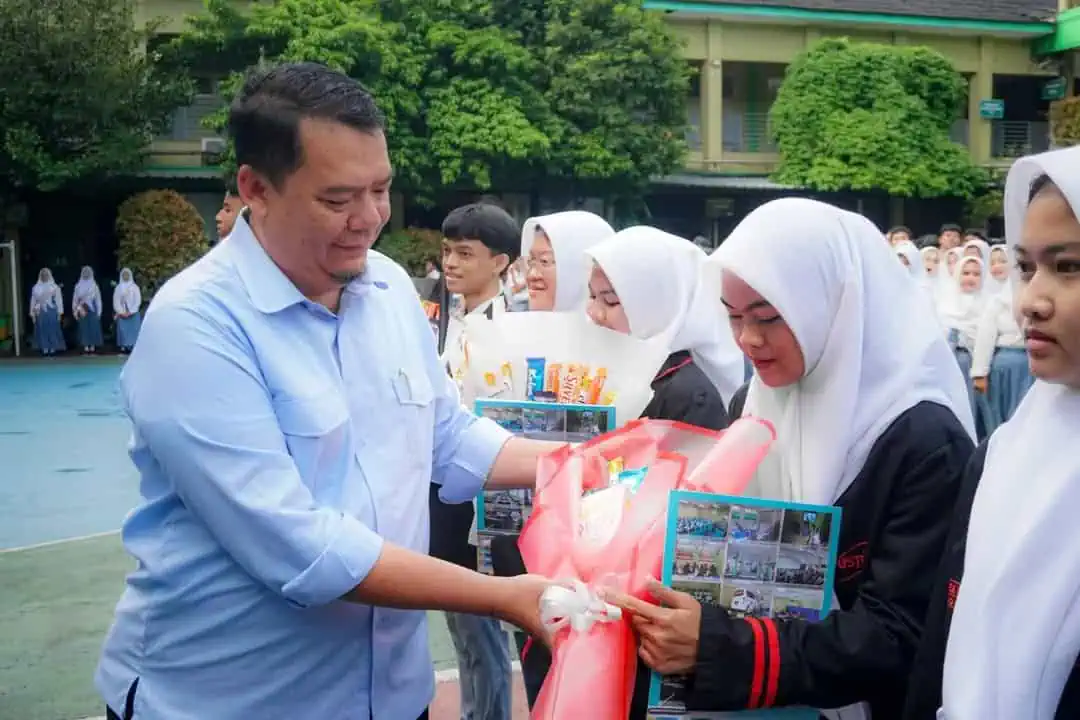 Genap Berusia 25 Tahun, SMK Pustek Serpong Semakin Konsen Cetak Generasi Unggul dan Berprestasi Genap Berusia 25 Tahun, SMK Pustek Serpong Semakin Konsen Cetak Generasi Unggul dan Berprestasi