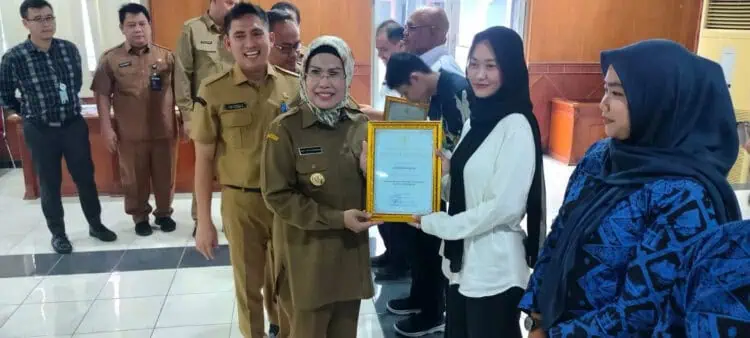 Bupati Tatu Sebut Kondisi Sungai di Kabupaten Serang Dangkal
