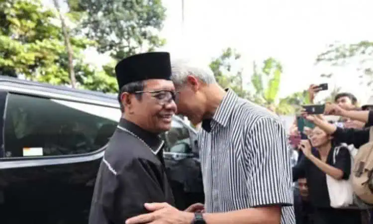 Mahfud MD Sambangi Open House Ganjar Pranowo di Yogyakarta