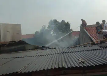 6 Unit Kontrakan dan 1 Toko Terbakar di Larangan, Kerugian Hingga Rp 1 Miliar