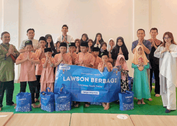 Lawson Berbagi Kebahagiaan Ramadan Bersama Anak Yatim di Tangerang